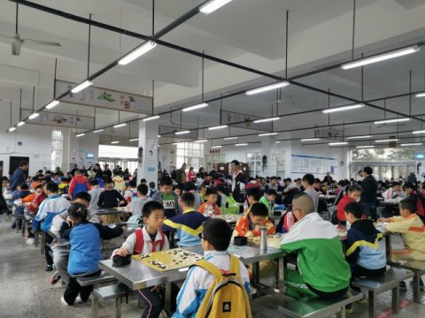<b>以“棋”会友，其乐无穷 ——2020年市“三好杯”棋类比赛在十三中成功举办</b>