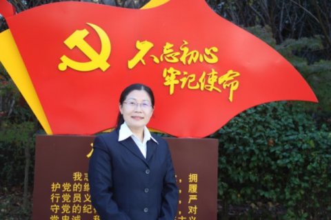 <b>立师德，展风采 | 株洲市十三中江治英老师：以真情，做教育；用爱心，铸师魂</b>