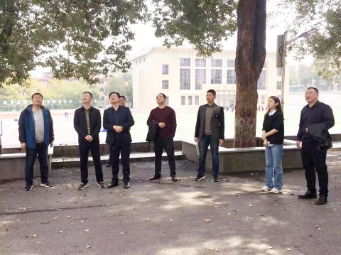 <b>春风送暖 | 株洲市财政局副局长龚民民一行来市十三中调研</b>