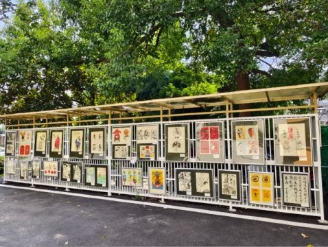 <b>庆国庆 倡清廉 树新风  株洲市十三中师生廉洁文化书画作品展</b>