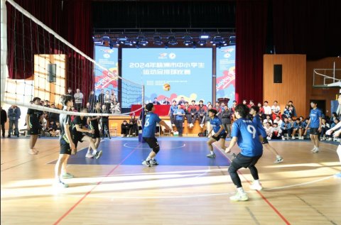 <b>聚力排球赛，运动向未来——株洲市中小学生运动会排球比赛在市十三中艺体馆</b>