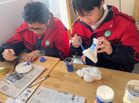 <b>多彩校本，“校”谈人生 ——株洲市第十三中学2024-2025学年第一学期校本课程</b>