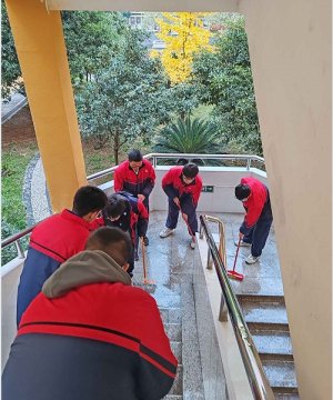 <b>喜报 | 株洲市第十三中学获评“第三批湖南省中小学劳动教育实验校”</b>
